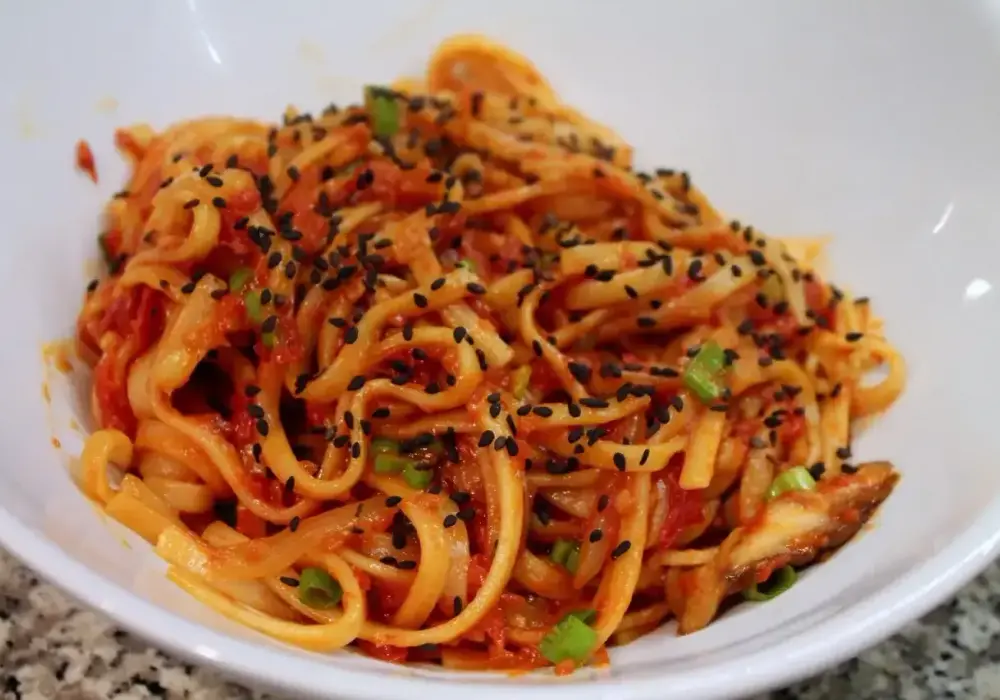 Udon z warzywami w 25 minut – idealny przepis i sekrety smaku