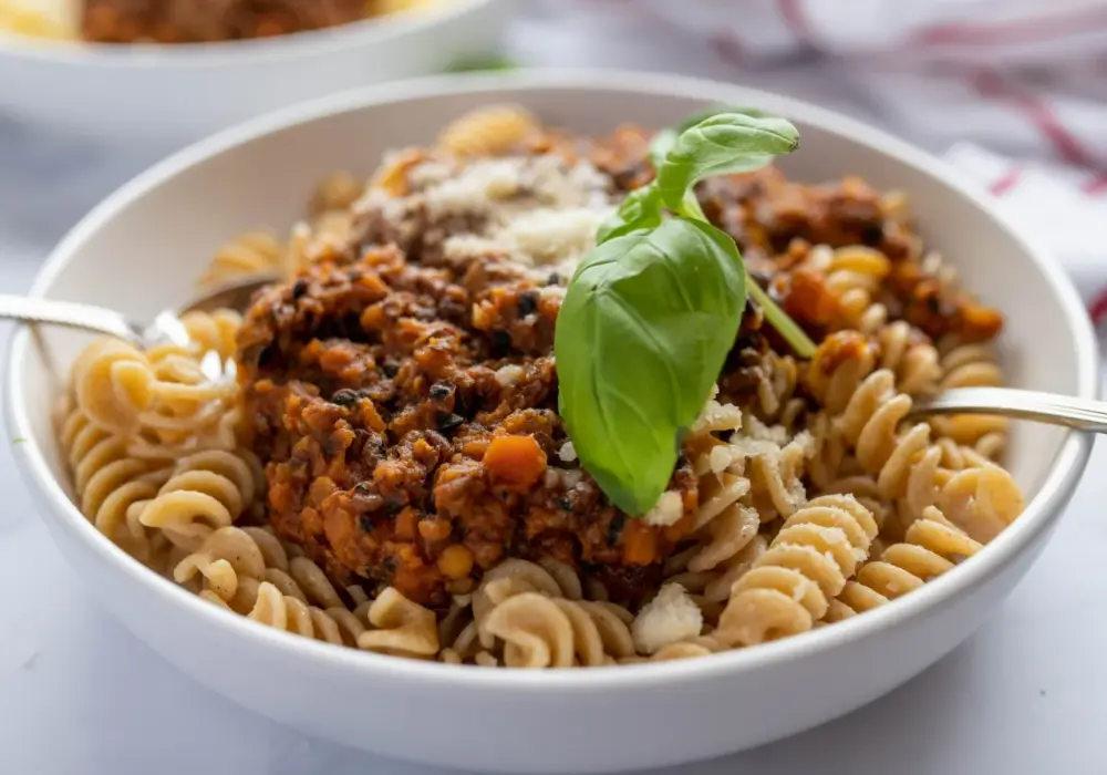Pyszne spaghetti z czerwoną soczewicą – zdrowa alternatywa na obiad