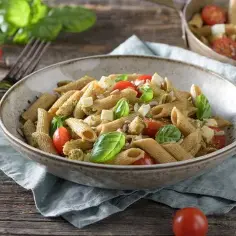 Szybkie i proste penne z pesto bazyliowym, które zachwyci smakiem