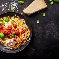 Bazylia czy oregano do spaghetti – wybierz idealne zioło dla smaku