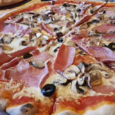 Ile kalorii ma średnia pizza? Zaskakujące różnice w kaloryczności