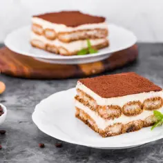 Czym posypać tiramisu, aby zachwycić smakiem i wyglądem?