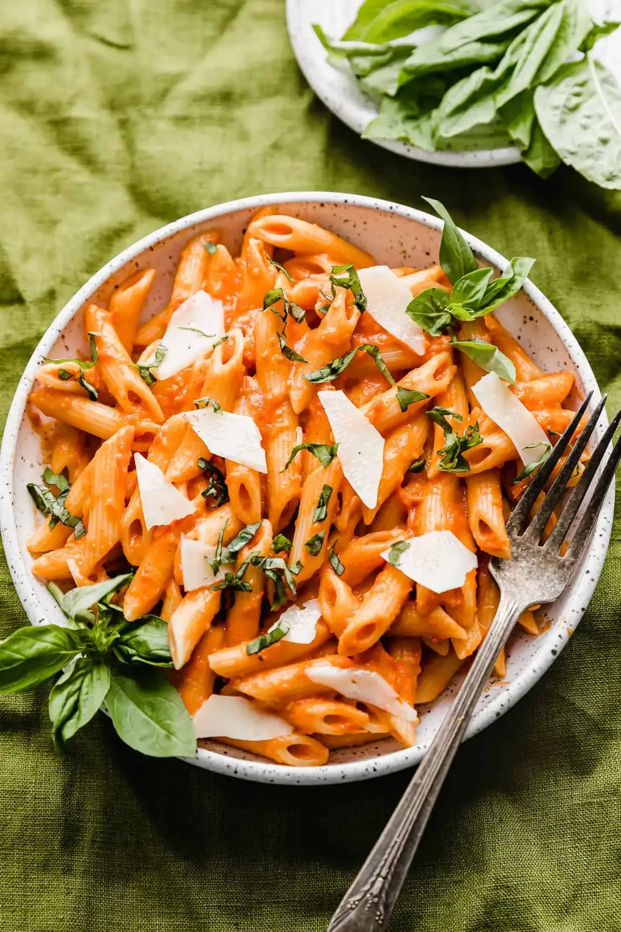 Zdjęcie Penne al pomodoro: prosty przepis na idealne danie makaronowe