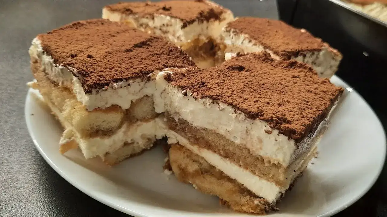 Zdjęcie Jak upiec ciasto tiramisu bez pieczenia – prosty przepis na sukces