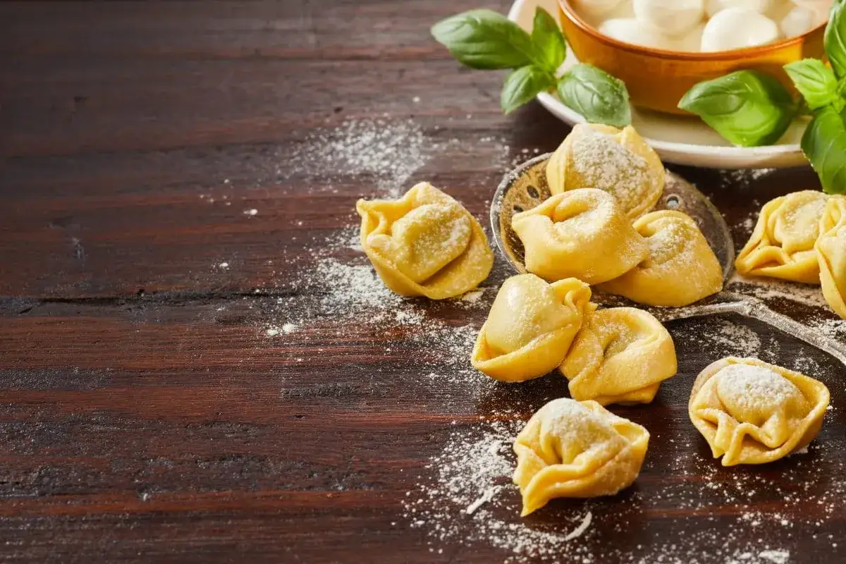 Zdjęcie Jakie tortellini do sałatki wybrać, by zaskoczyć smakiem?