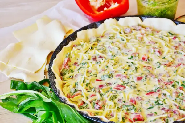 Tarta wytrawna z ciasta francuskiego - przepis idealny?