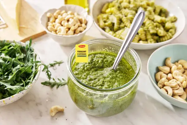 Pesto z rukoli - przepis na idealny balans smaku!