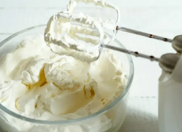 Krem z mascarpone bez śmietany - prosty przepis w kilka minut
