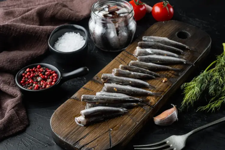 Anchois - jak używać ich w kuchni włoskiej?
